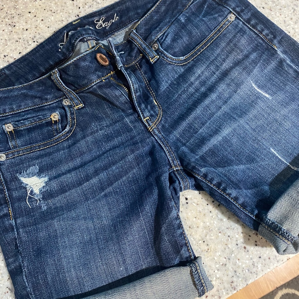 American eagle Midi Jean shorts